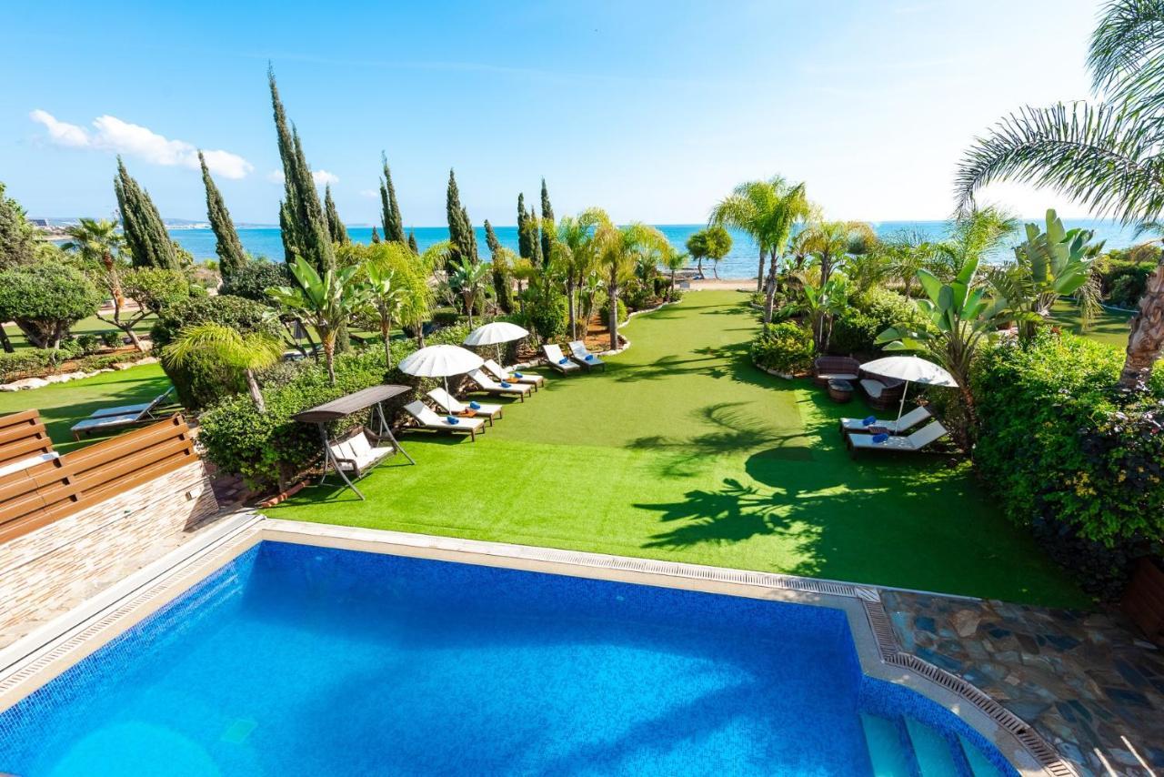 Sea Front Oceanus H2 By Ezoria Villas Agia Napa Buitenkant foto