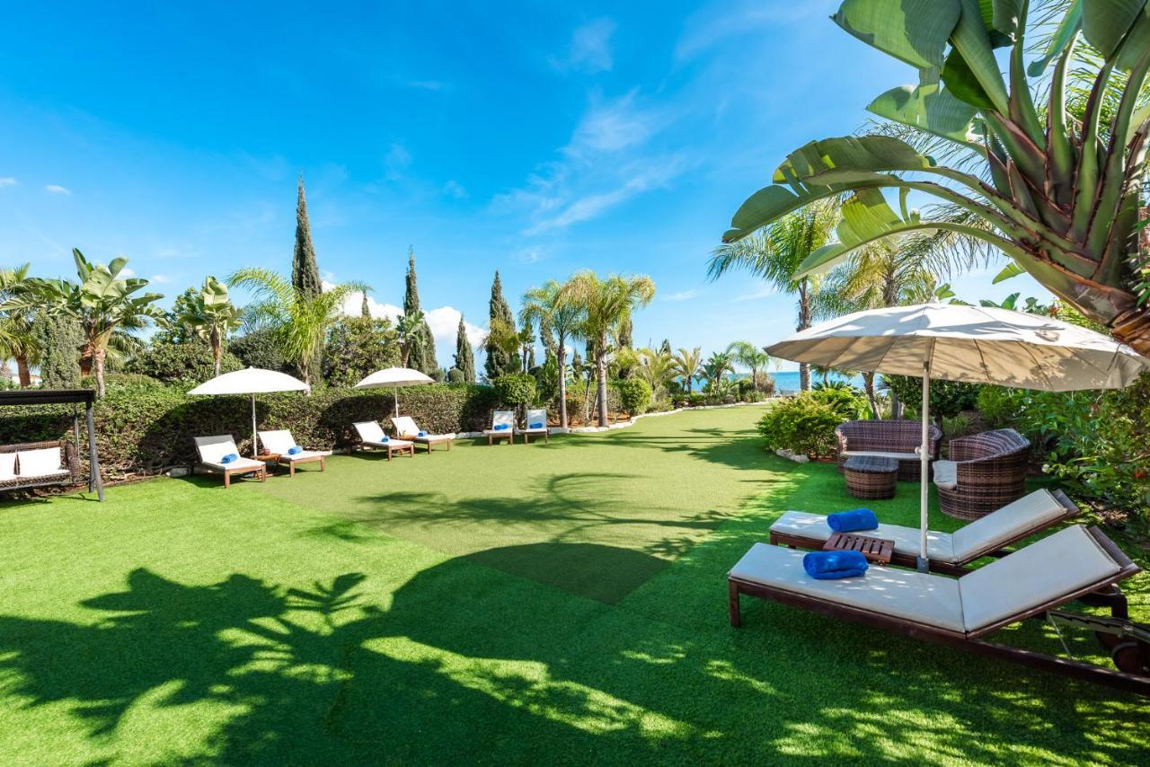 Sea Front Oceanus H2 By Ezoria Villas Agia Napa Buitenkant foto