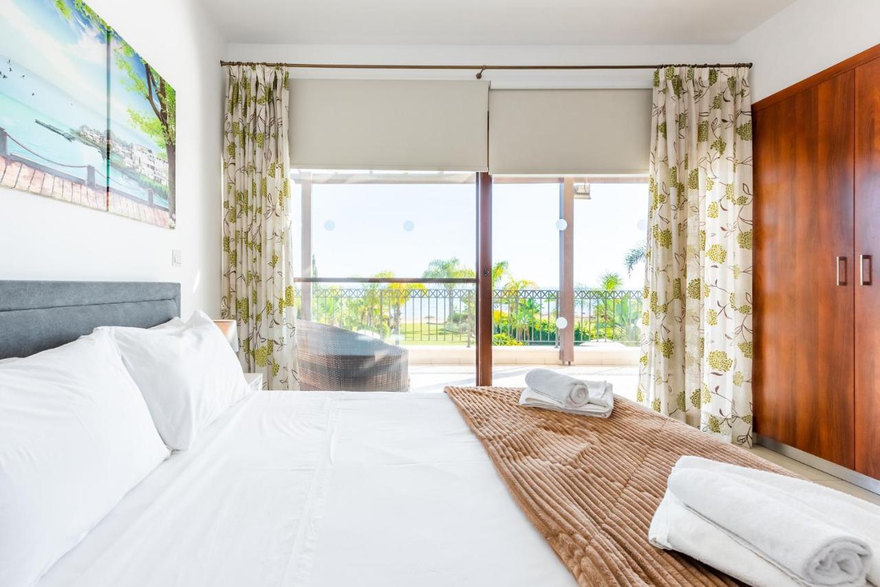 Sea Front Oceanus H2 By Ezoria Villas Agia Napa Buitenkant foto