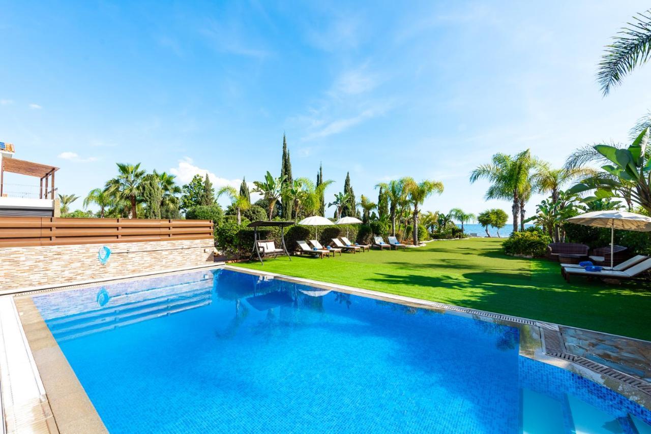 Sea Front Oceanus H2 By Ezoria Villas Agia Napa Buitenkant foto